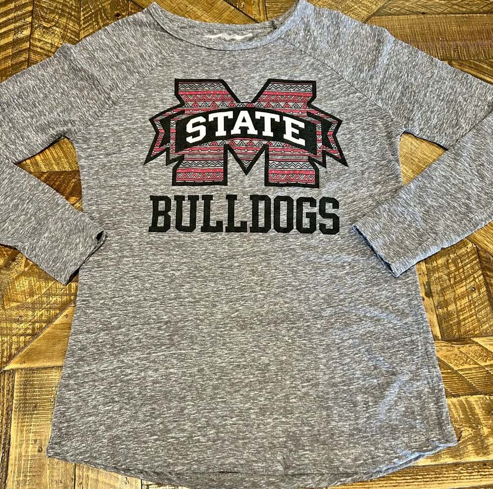 NCAA Mississippi State Bulldogs Long Sleeve T-Shirt Size Medium